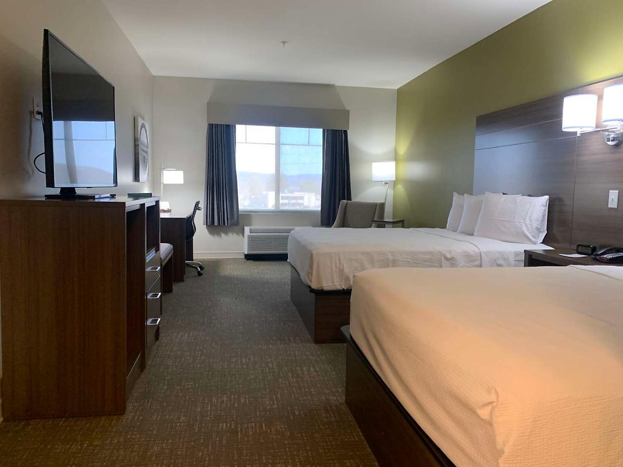 Best Western Plus Horseheads Inn & Suites Extérieur photo